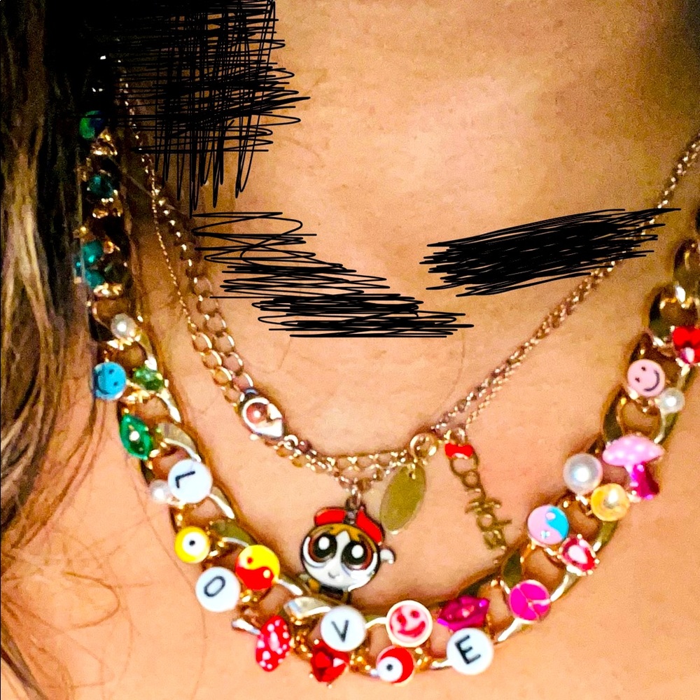 Authentic Betsey Johnson” LOVE”!Chain Necklace!